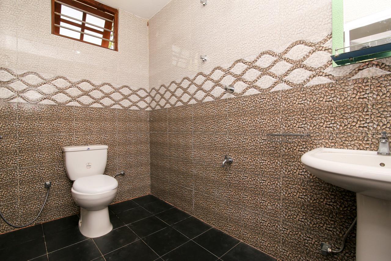 Surf Bay House Hotel Zuid-Dikwella Kamer foto
